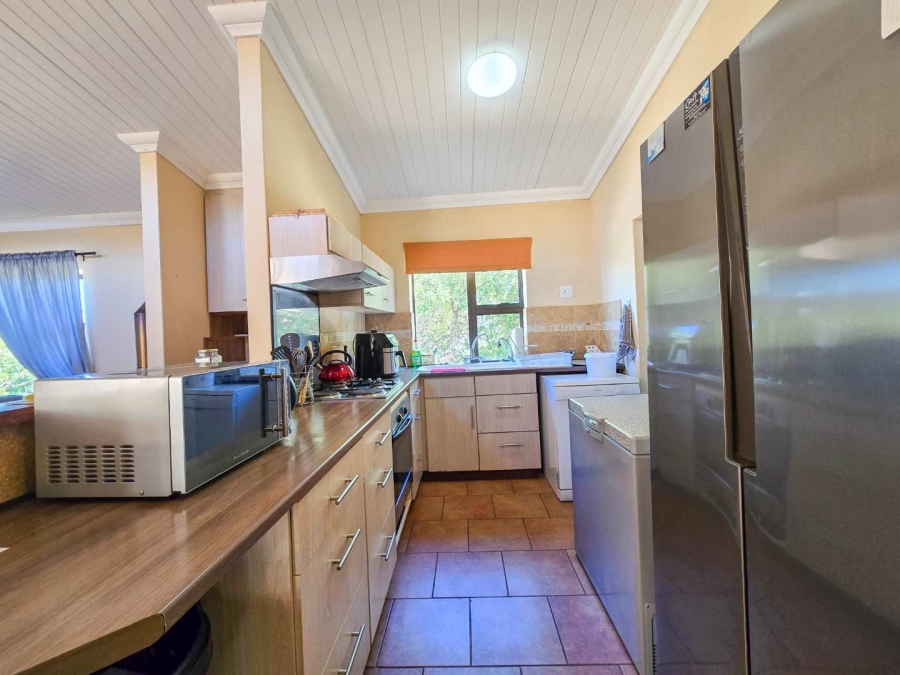 2 Bedroom Property for Sale in Stilbaai Wes Western Cape